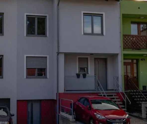 Element Bed & Breakfast 3*