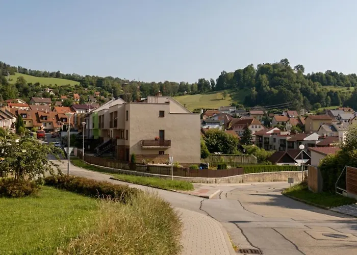 Alojamento de Acomodação e Pequeno-almoço Element 3*